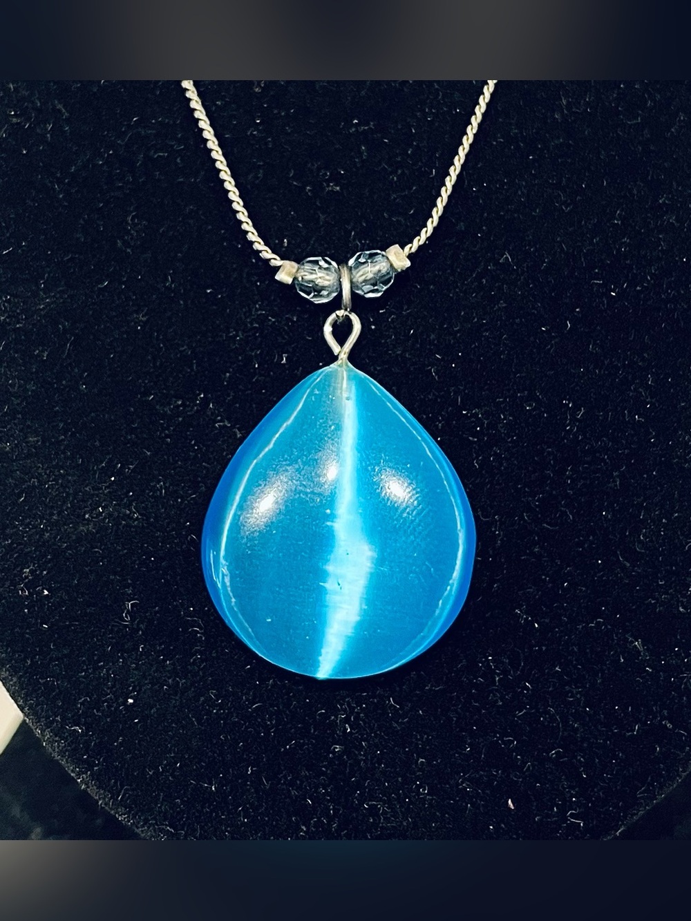 Vintage Double Strand Blue Cat’s Eye Teardrop Pendant Necklace - Picture 2 of 3